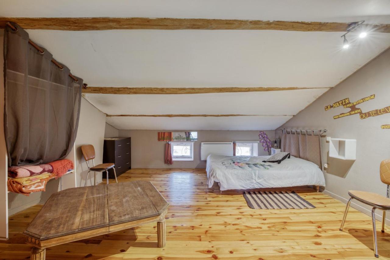 Maison Charmante A Valprivas Avec Jardin Prive. Екстериор снимка