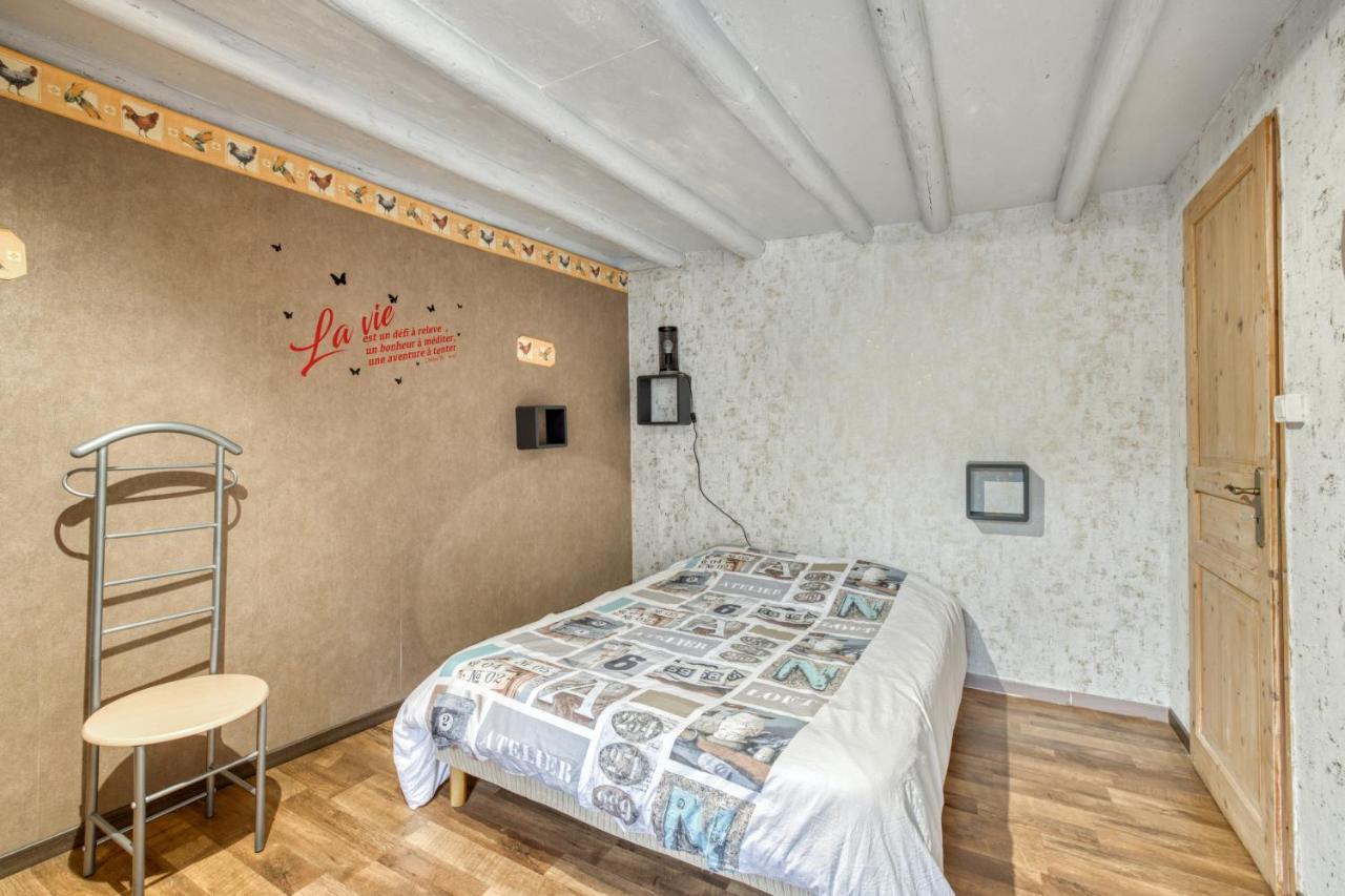 Maison Charmante A Valprivas Avec Jardin Prive. Екстериор снимка